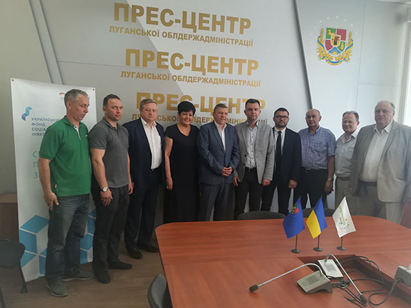 Memorandums on cooperation with local authorities and community representatives on subprojects implementation under USIF VI Project in Lugansk and Kharkiv regions are signed