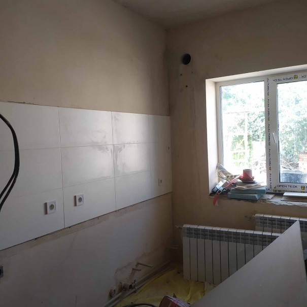 Creation of housing conditions for IDPs in the town of Mariupol/27, Ryzka str. (apartments for IDPs temporary residence/KfW) - 16-14-00-002