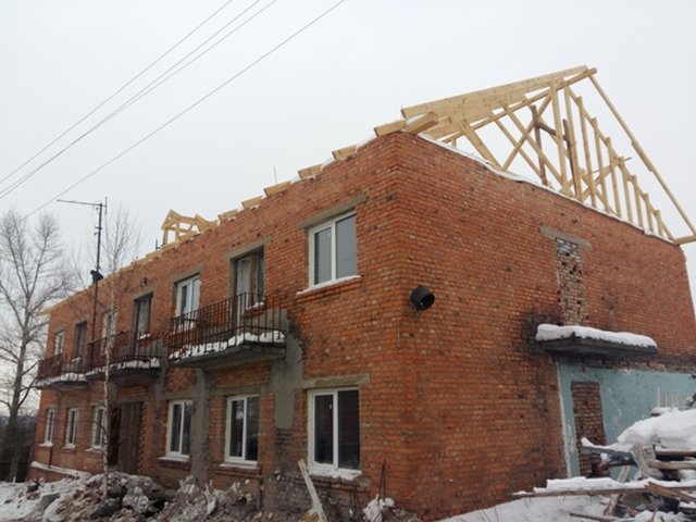 УФСІ допомагає зводити житло для ВПО
