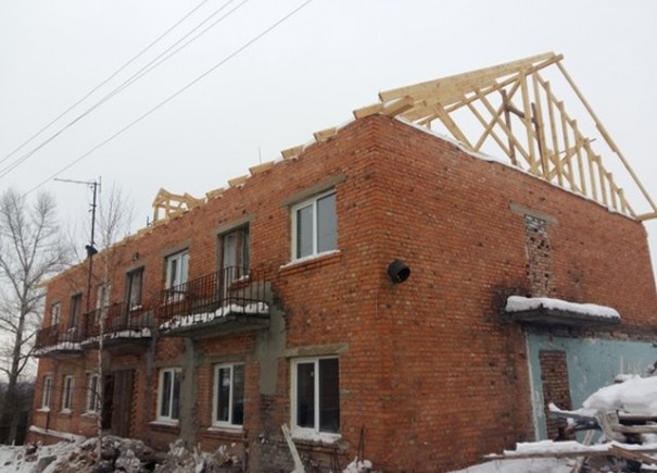 УФСІ допомагає зводити житло для ВПО