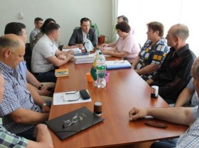 У Павлограді підписано договори підряду з будівельними організаціями