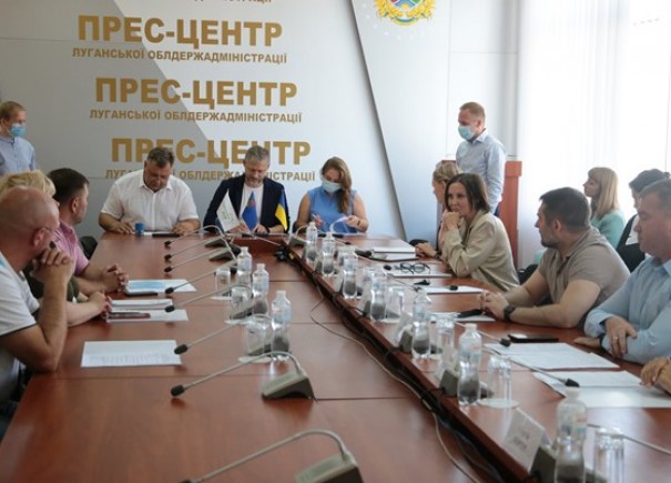 Memoranda of cooperation within USIF VIII Project were signed  in Luhansk, Dnipropetrovsk and Kharkiv regions